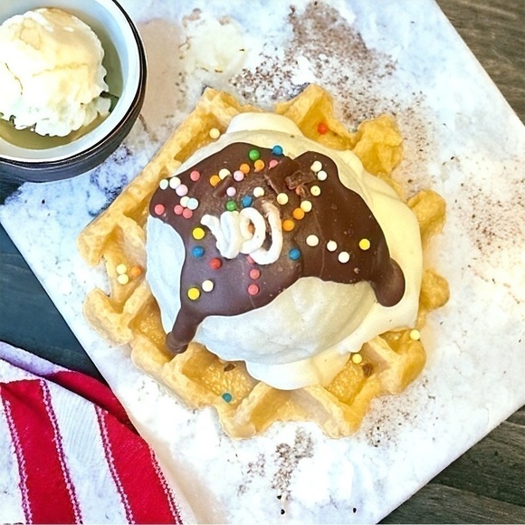 ⚠️SALE Candle // Waffles And Ice Cream Soy Wax Candle SEND OFFERS🥳 - Picture 3 of 6